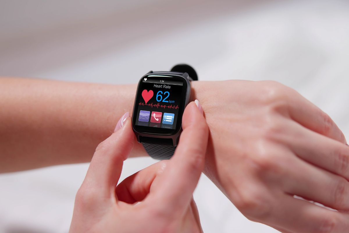 A smart watch showing heart rate a great fitness gift.