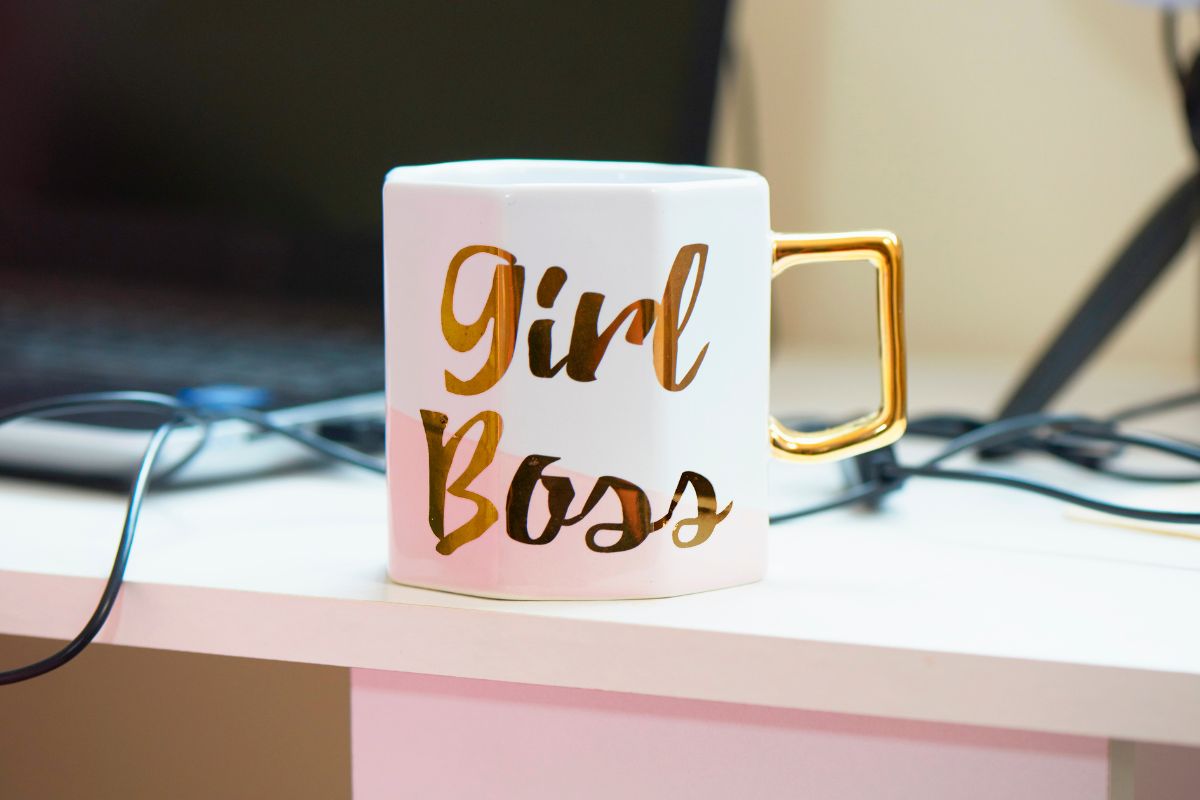 A special cusomized cup for lady boss