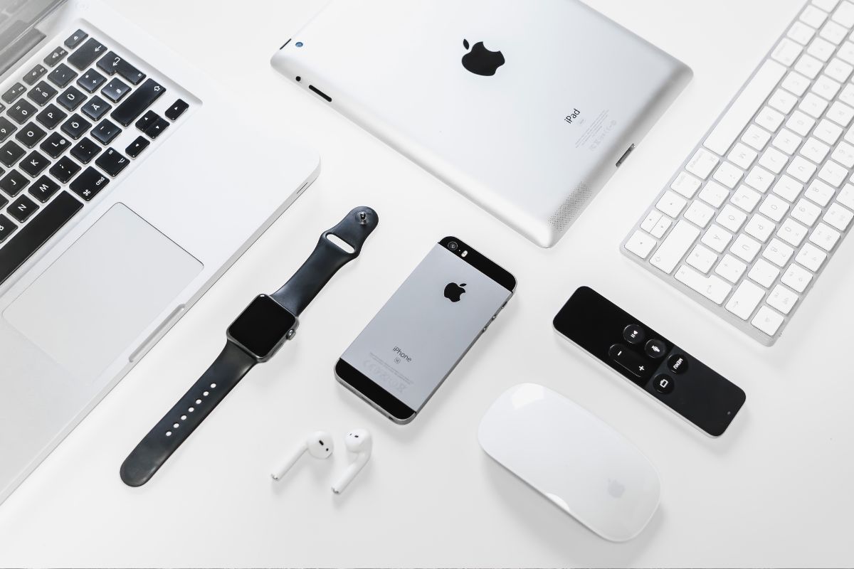 Different tech gadgets shown in the image for corporate gifting