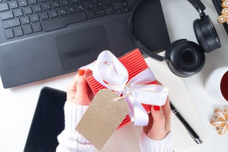 Best Gifts for IT Employees: Top Picks for 2024
