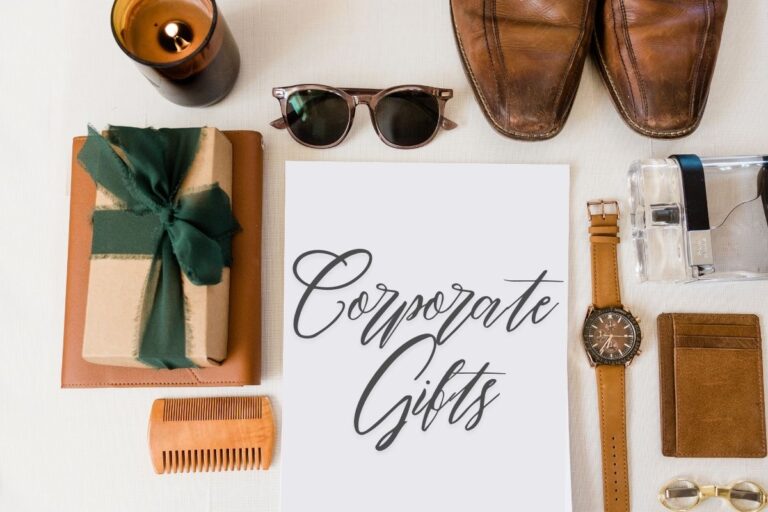Best Personal Accessory Corporate Gifts: Top Choices for Executive Gifting