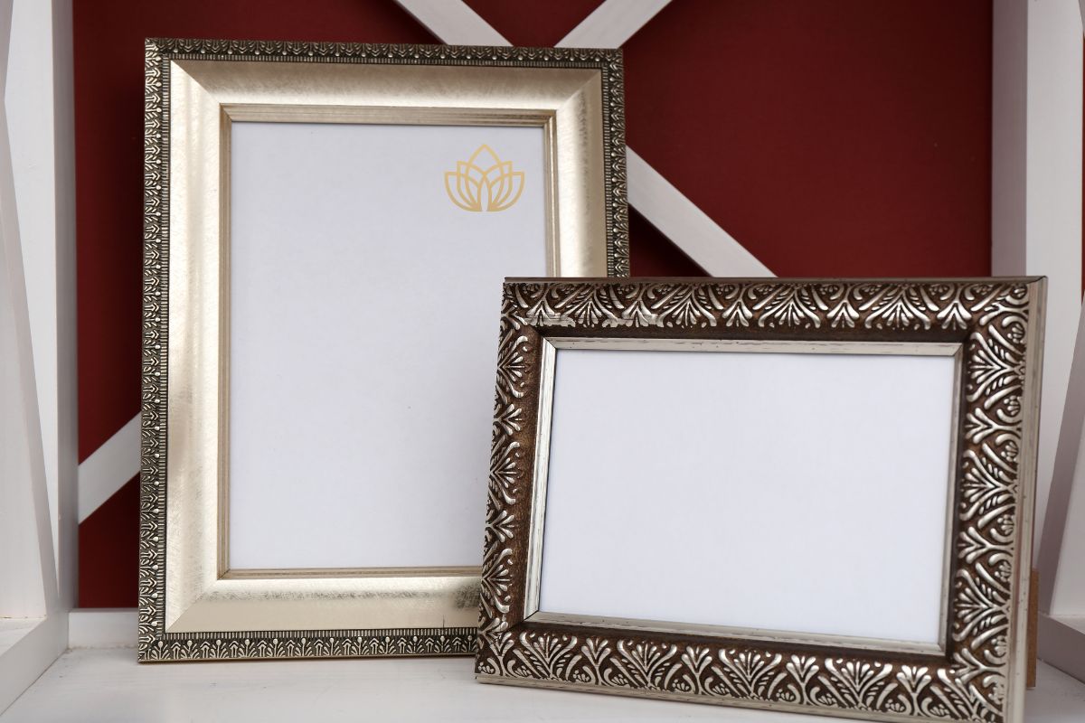 Personalized photo frames for corporate gifts