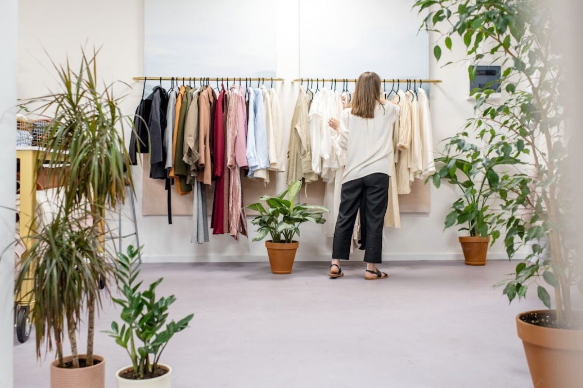 A lady learning what is merchandising at a merchandise store.