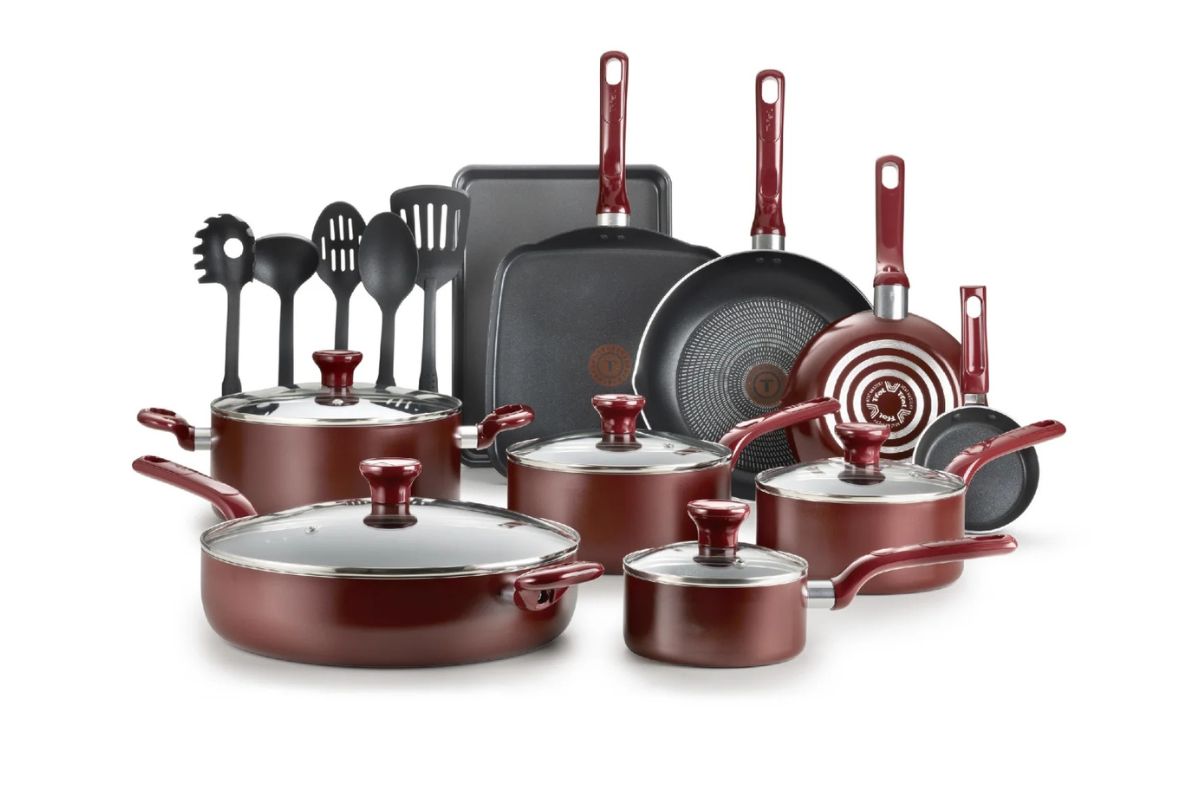 Various kitchen cookware to sell online for e commerce growth.